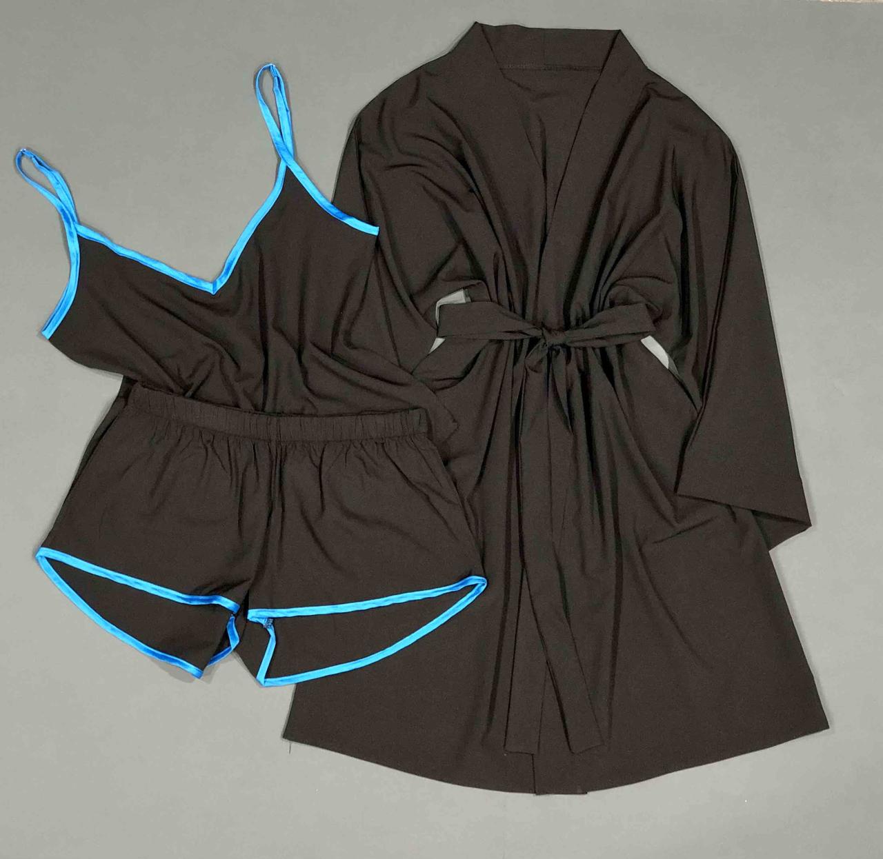 Набір домашньої одягу халат, піжама з шортами.