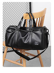 Спортивная сумка сумка із еко шкіри чорна