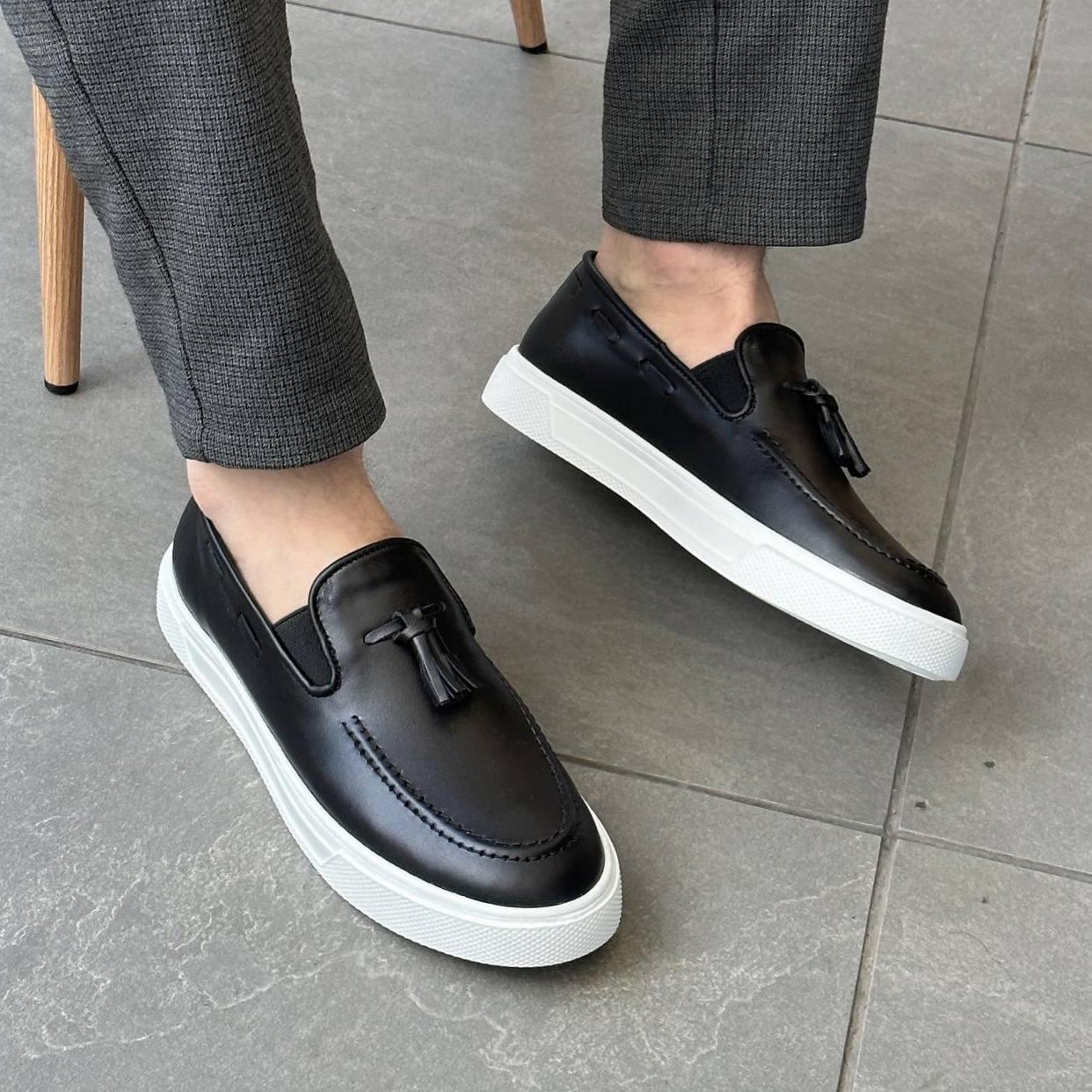 Мужские Кожаные Лоферы Слипоны Черные с Кисточками — в Категории ...