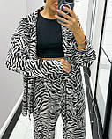 Жіночий прогулянковий костюм у стилі оверсайз із софту принт зебра, фото 5