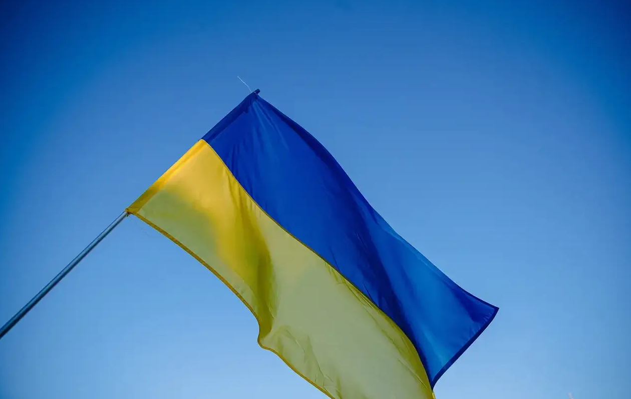 Ukraine flag Государственный флаг, прапор Заказать флаг Желто синий, флаг 90 на 60 нейлон - фото 5 - id-p1809458954