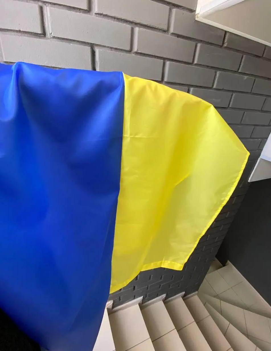 Ukraine flag Государственный флаг, прапор Заказать флаг Желто синий, флаг 90 на 60 нейлон - фото 8 - id-p1809458954