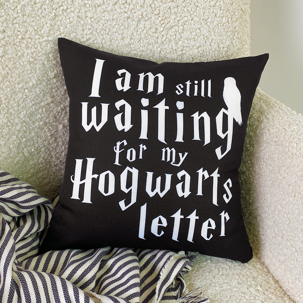 Подушка габардинова з принтом I am still waiting for my Hogwarts letter 40x40 (4P_22S016)
