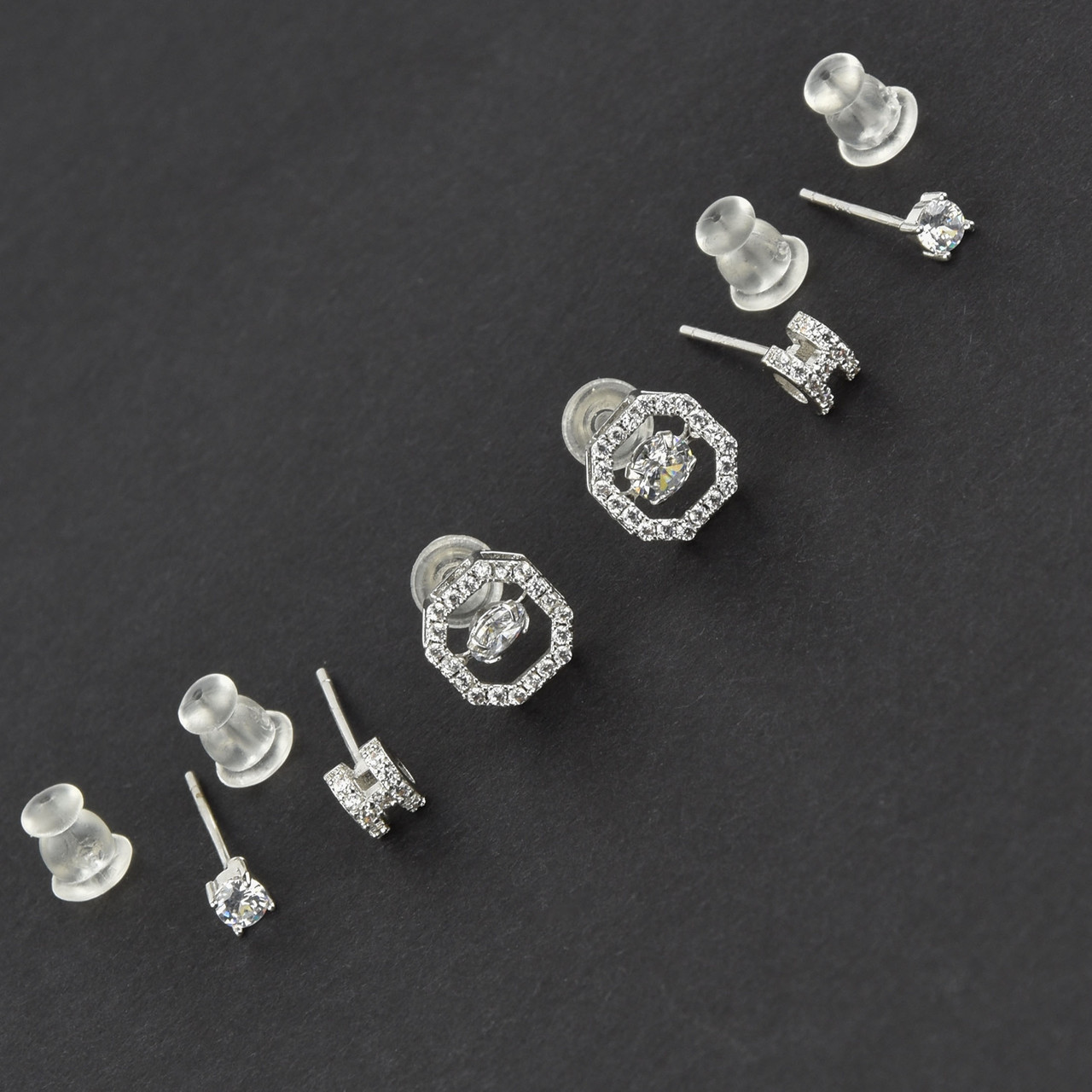 Сережки гвоздики пузети набір 6 шт. на два вуха сріблясті з кристалами різного розміру метал 925 S Hermes - фото 1 - id-p1809694973