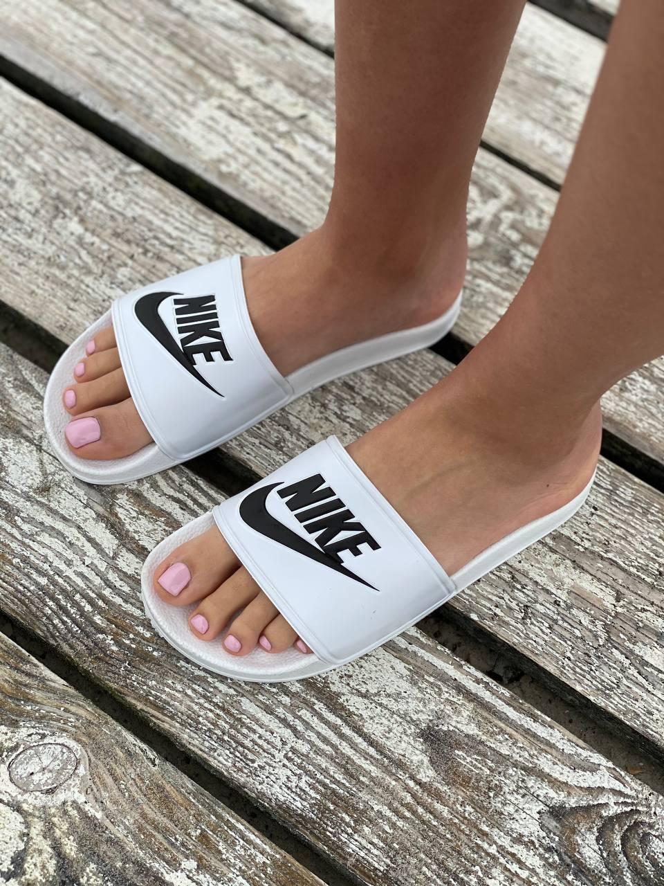 Жіночі шльопанці Nike Benassi White Logo Black ALL04392, фото 1