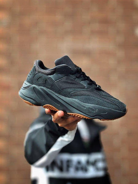 Adidas Yeezy Boost 700 Utility Black FV5304 High Top Store 639740040