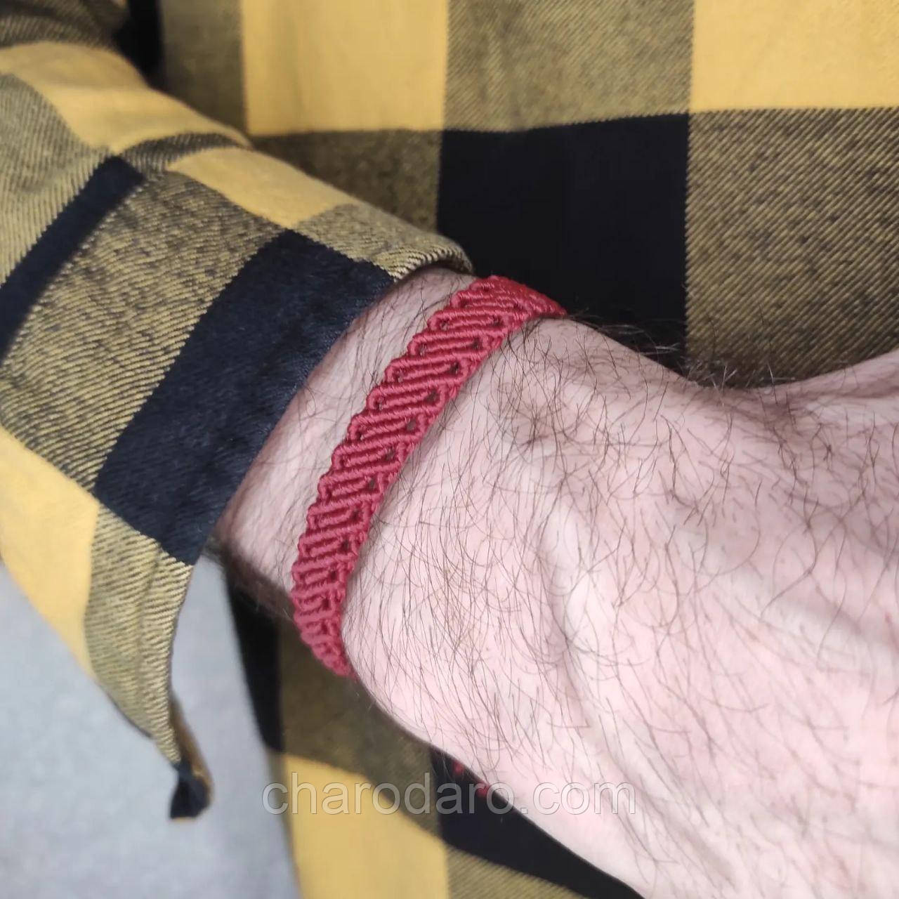 Чоловічий браслет ручного плетіння макраме "Ратибор" CHARO DARO (бордовий)