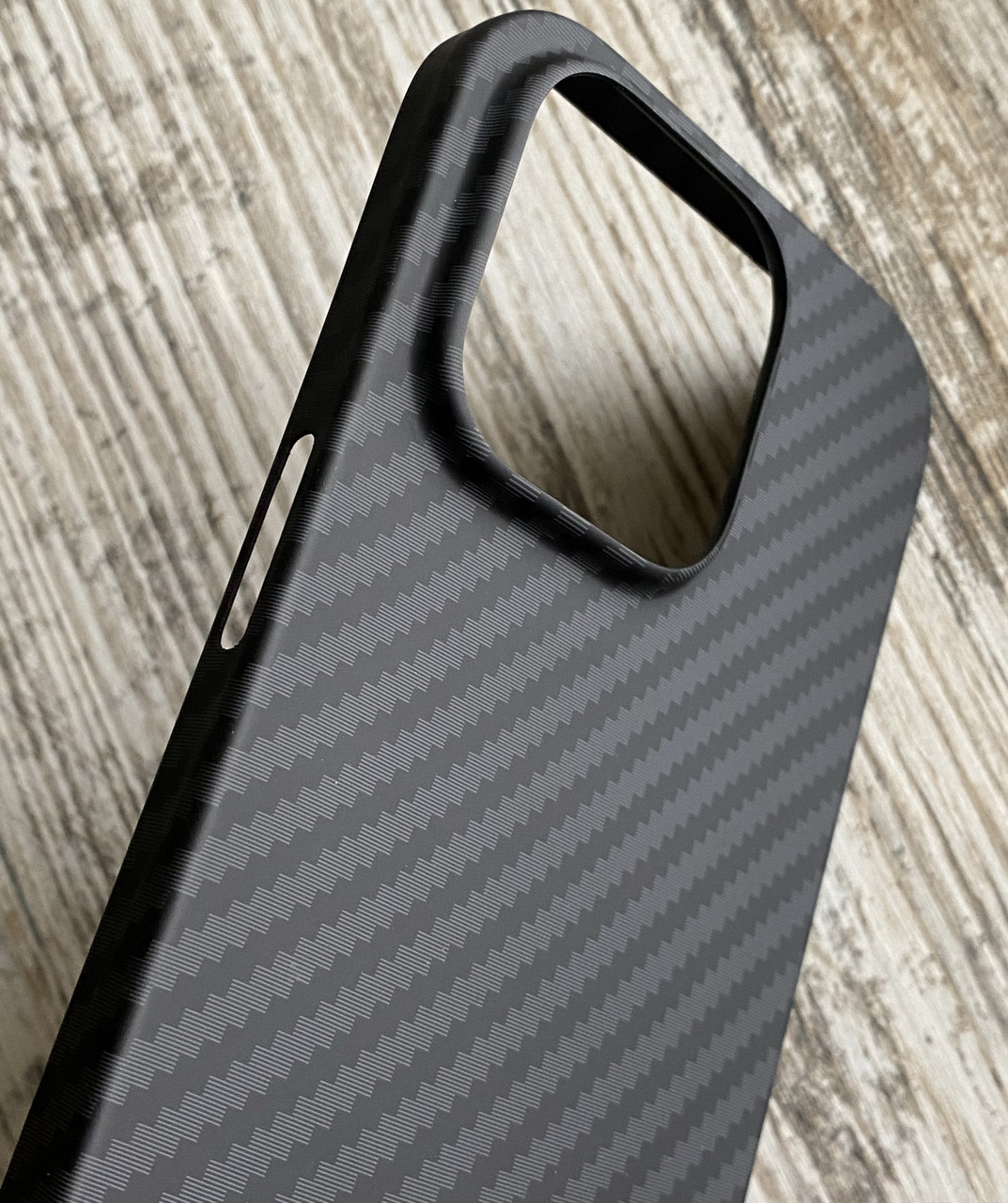 Ультратонкий чохол Hoco Cave Carbon Magnetic для iPhone 14 Pro