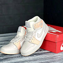 Модні кроссівки Nike Air Jordan 1 Retro жіночі. Класне жіноче взуття Найк Аір Джордан 1 Ретро., фото 3