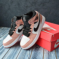 Рожеві кроссівки Nike Air Jordan 1 Retro жіночі. Стильне жіноче взуття Найк Аір Джордан 1 Ретро., фото 7