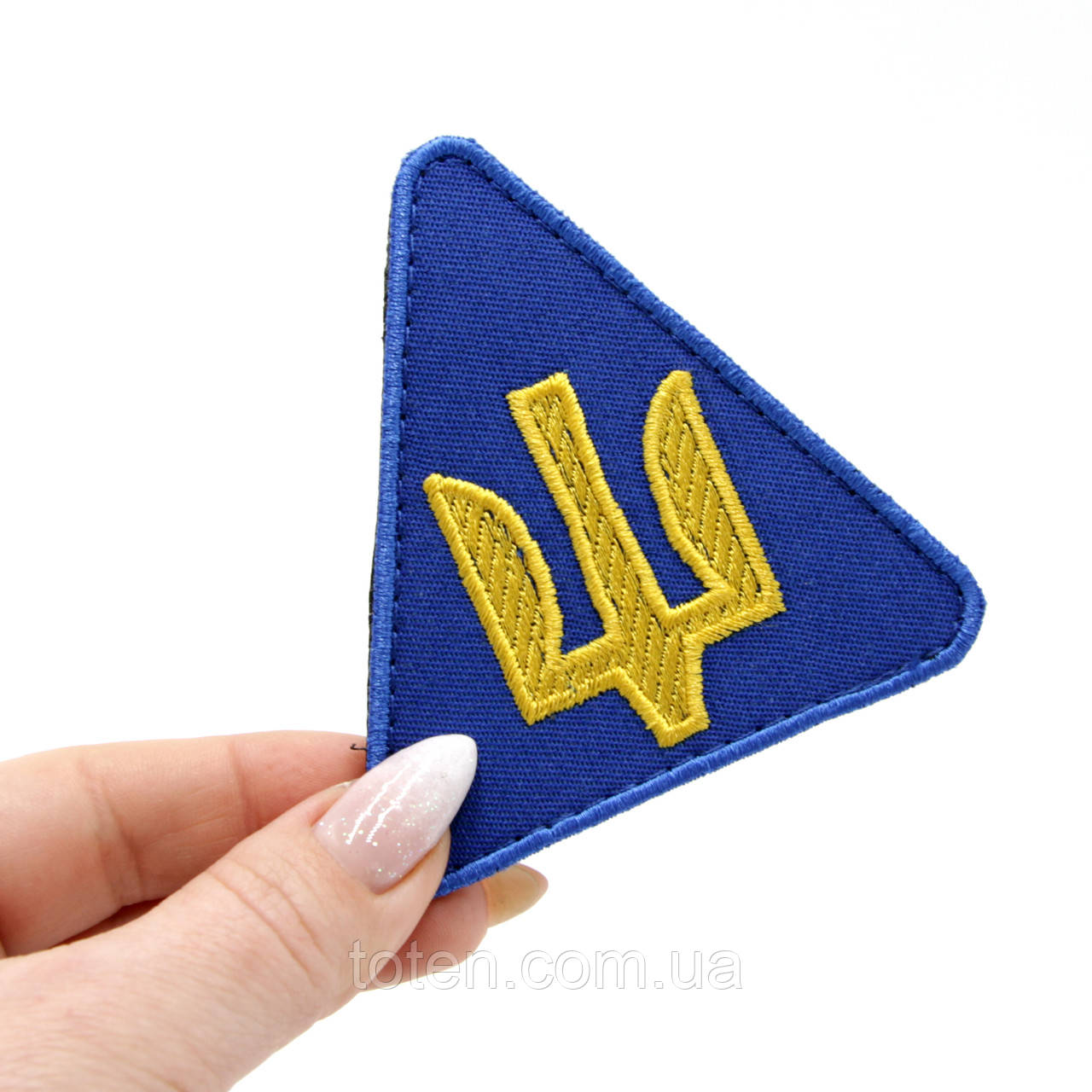 Вишитий шеврон Повітряних сил ЗСУ синій, патч з білим Тризубом, якісна нашивка трикутник