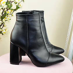 Черевики жіночі шкіряні на високих підборах, колір чорний