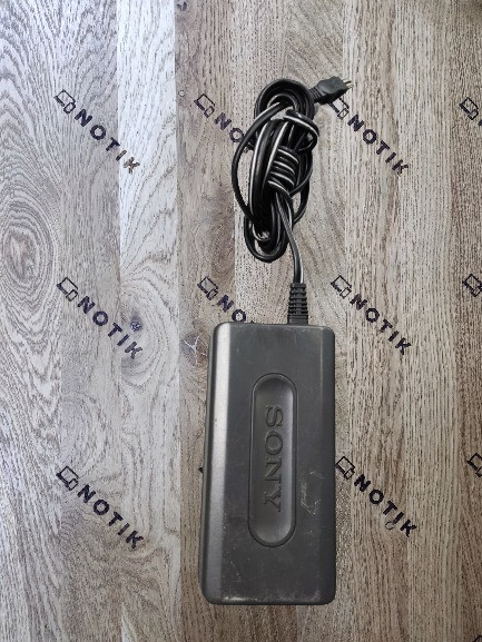 Блок живлення Sony 23W 8.4V=1.5A (AC-L10B) Б/У