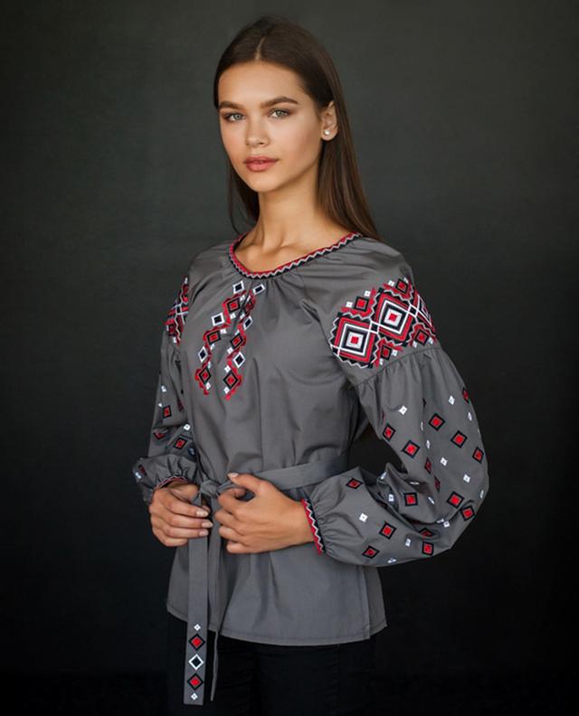 Вишиванка жіноча сучасна сіра