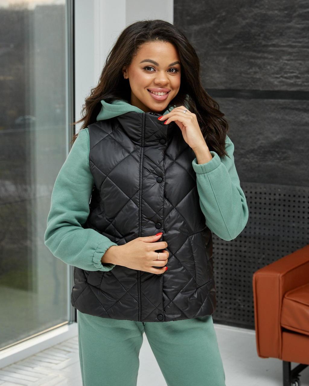 Жилетка жіноча стьобана, безрукавка жіноча, жилет жіночий весняний, стильна модна жіноча жилетка весняна, фото 1