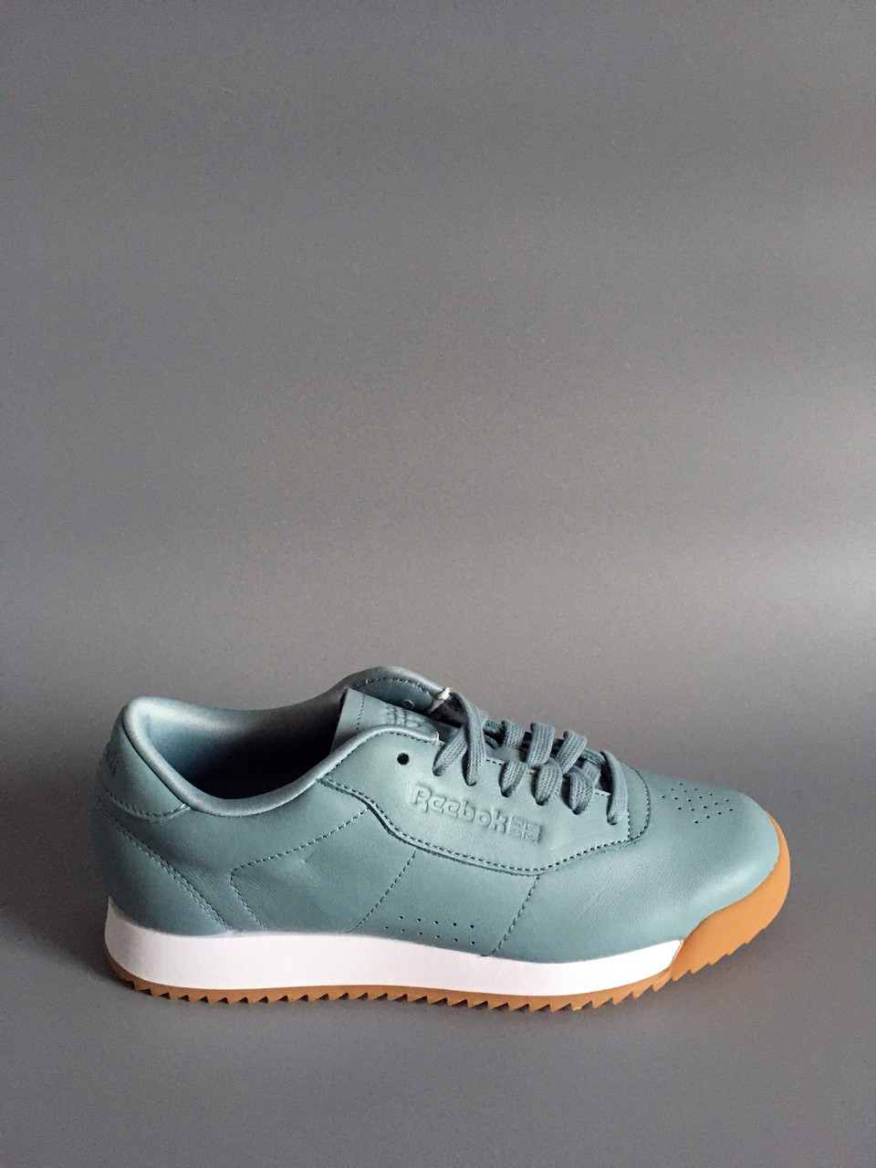 Reebok Princess Ripple. ID 1057877845