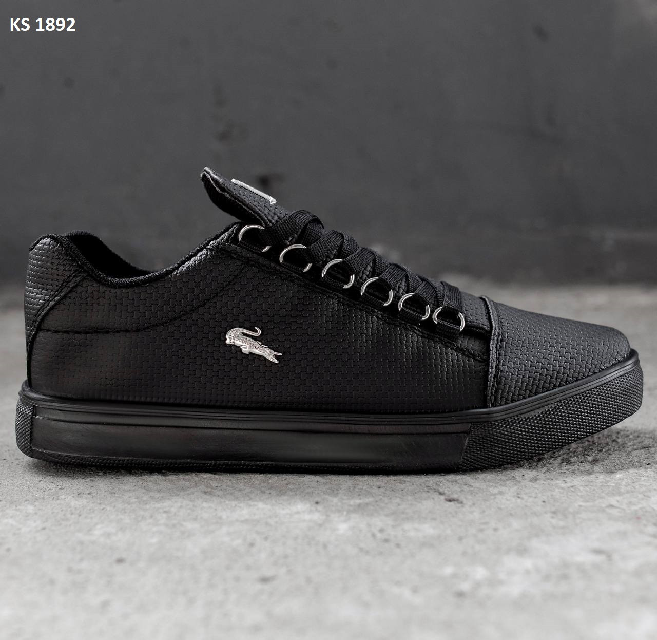 Чоловічі кросівки Lacoste Black