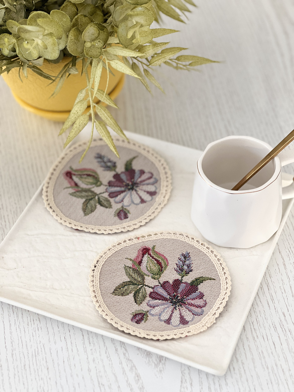 Серветка під тарілку кругла гобеленова Великодня (Ø10 см.), фото 1