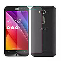 Закаленное защитное стекло на Asus Zenfone 2 / 5.0 дюймов / Без рамки / Прозрачное