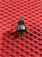 Датчик тиску оливи двигуна Mitsubishi Pajero Wagon III 3.2 DID 4M41 2000-2007