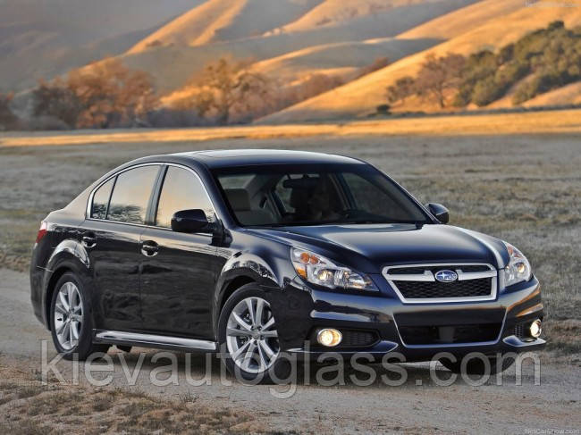 Лобове скло на Subaru Legacy 2010-14 г.