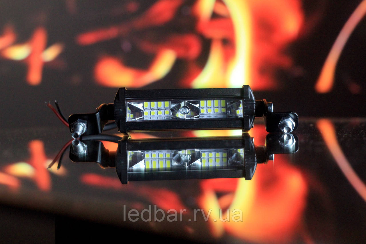 Додаткова світлодіодна фара для автомобіля Led BAR 9w 3smd