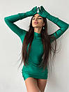 Коктейльна зелена облягаюча сукня міні з рукавичками, фото 5