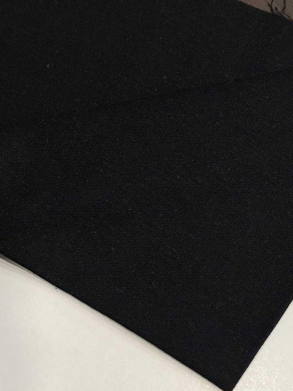 Тканина Льон-віскоза черний 100%віскоза (без хім волокна). Для пошиття одягу та рукоділля. Якість висока!