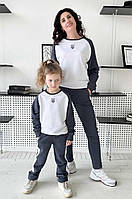 Жіночий та дитячий спортивний костюм fly "маленький герб" (сірий) Family look