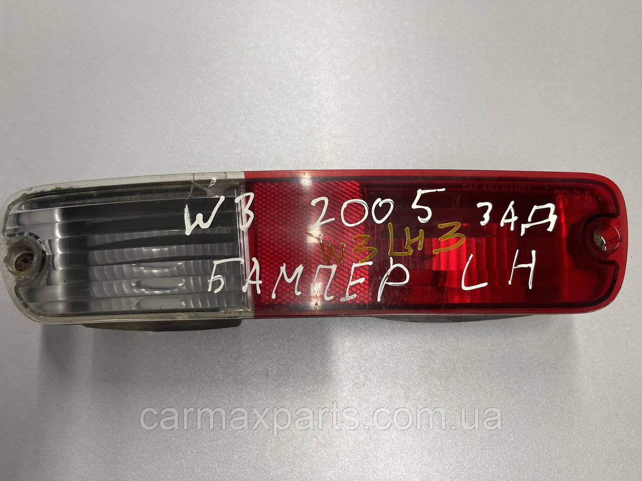 Ліхтар заднього бампера Лівий Mitsubishi Pajero Wagon III 2000-2007 СКЛАД НА ФОТО