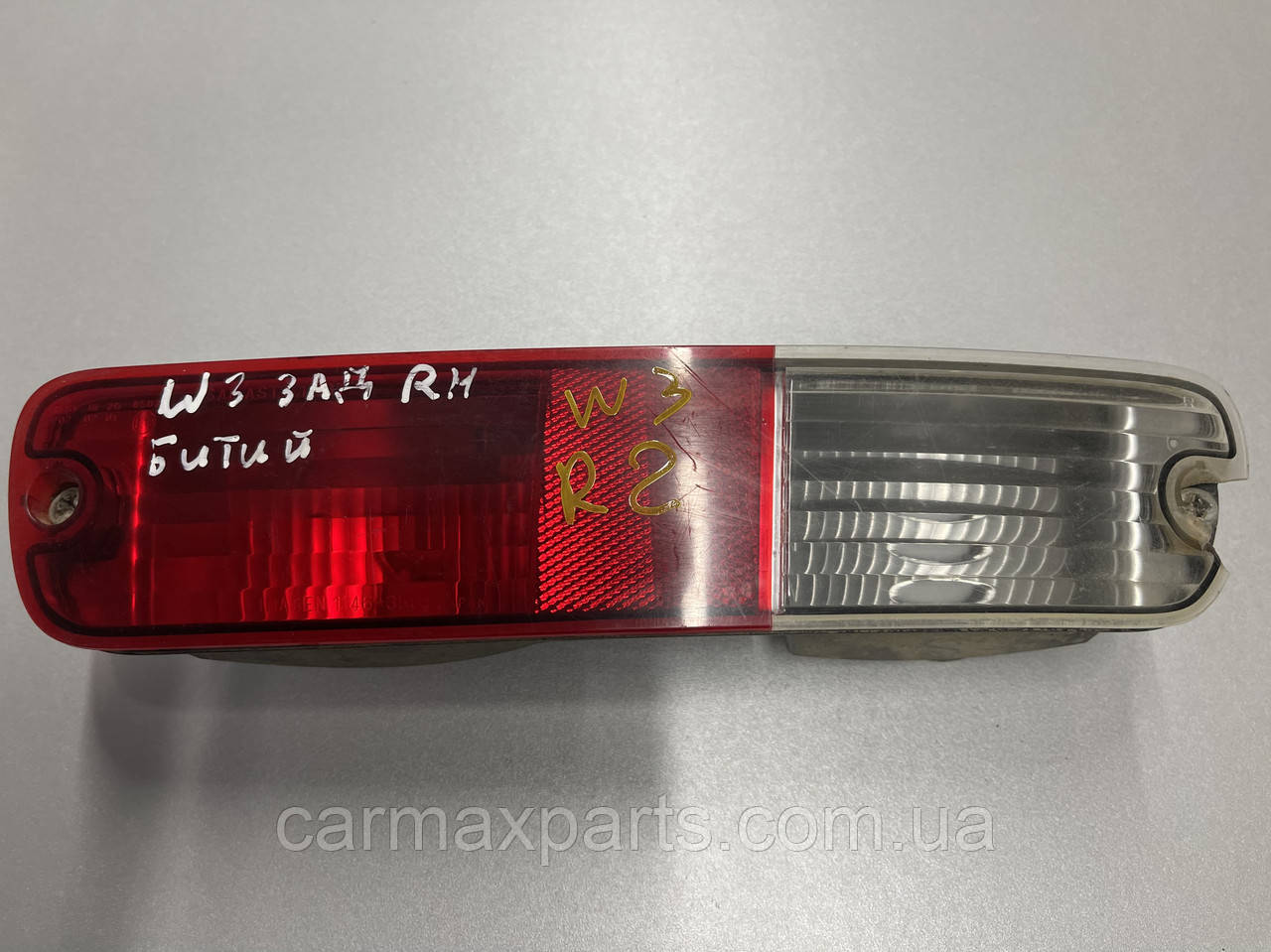 Ліхтар заднього бампера Правий Mitsubishi Pajero Wagon III 2000-2007 СКЛАД НА ФОТО