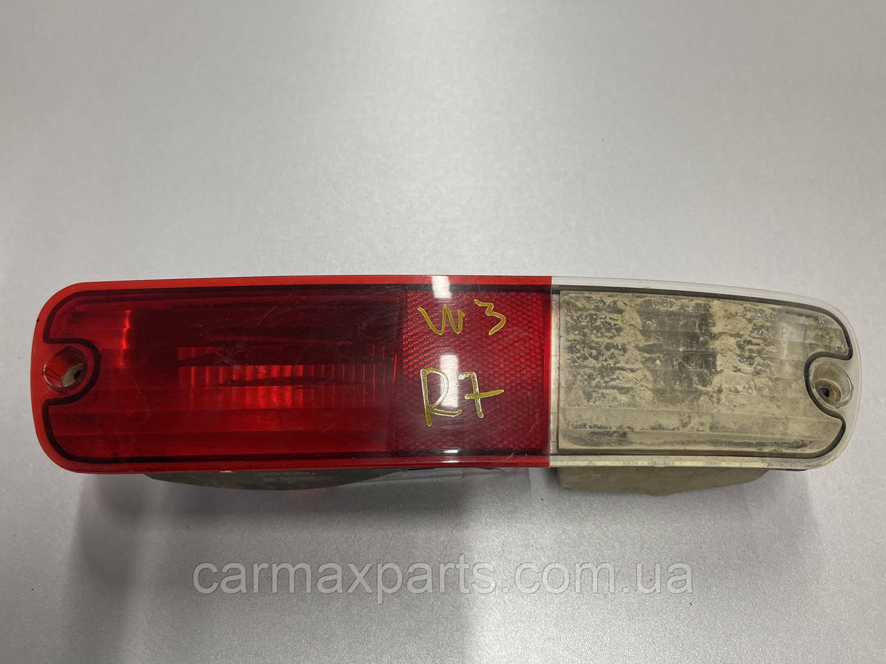 Ліхтар заднього бампера Правий Mitsubishi Pajero Wagon III 2000-2007 СКЛАД НА ФОТО