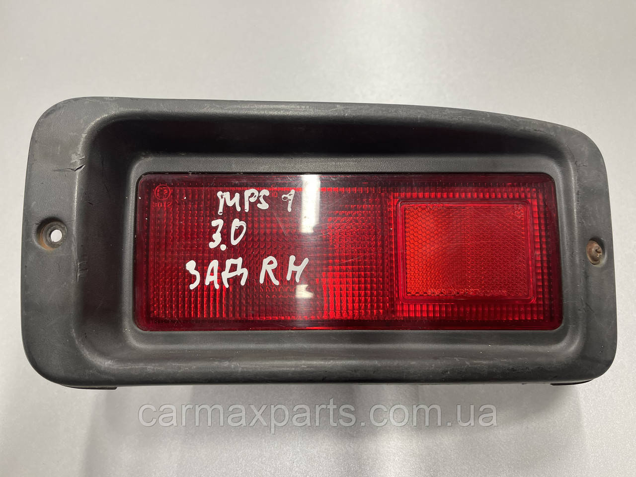 Ліхтар заднього бампера Правий Mitsubishi Pajero Sport 1997-2008 СКЛАД НА ФОТО