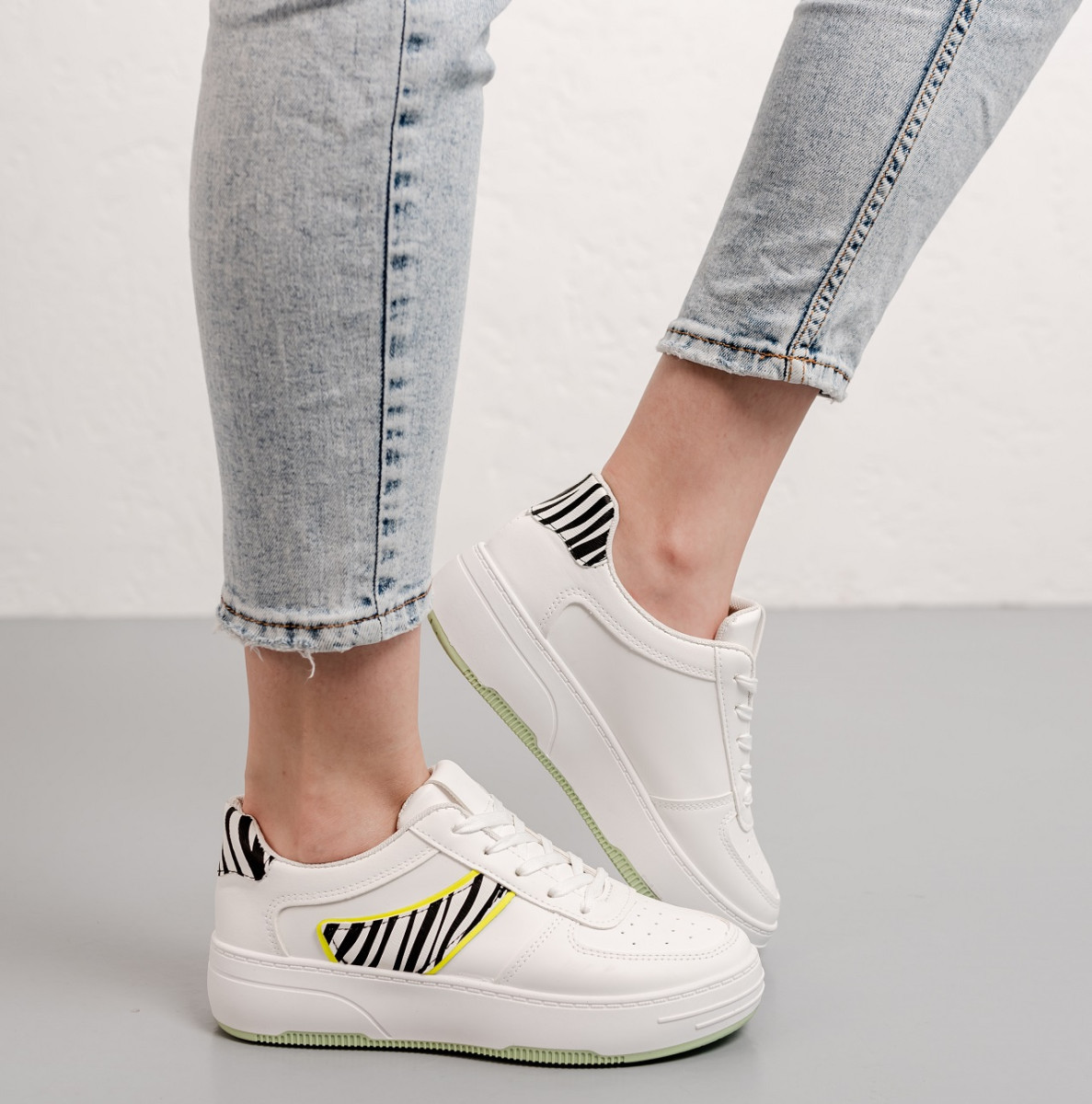 Кросівки жіночі Fashion Ester 3926 36 розмір 23,5 см Білий код ID 4548289