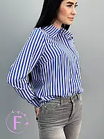 Классическая женская рубашка в полоску с воротником стойкой