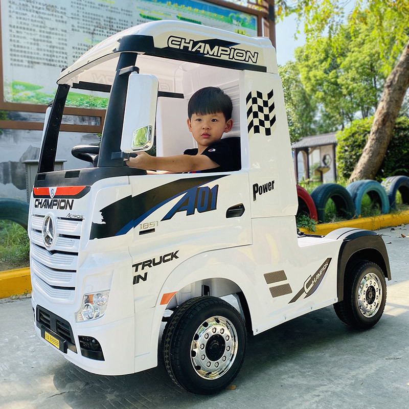 Купить Детский электромобиль грузовик (фура) Mercedes с двумя моторами ...