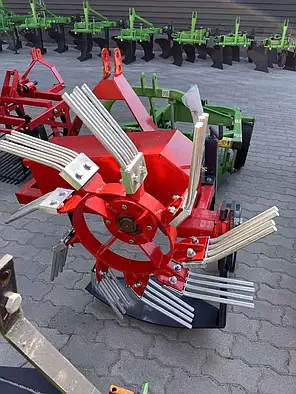 Картоплекопалка однорядна виробництва Wirax Польща елеваторна кидалка на трактор, фото 2