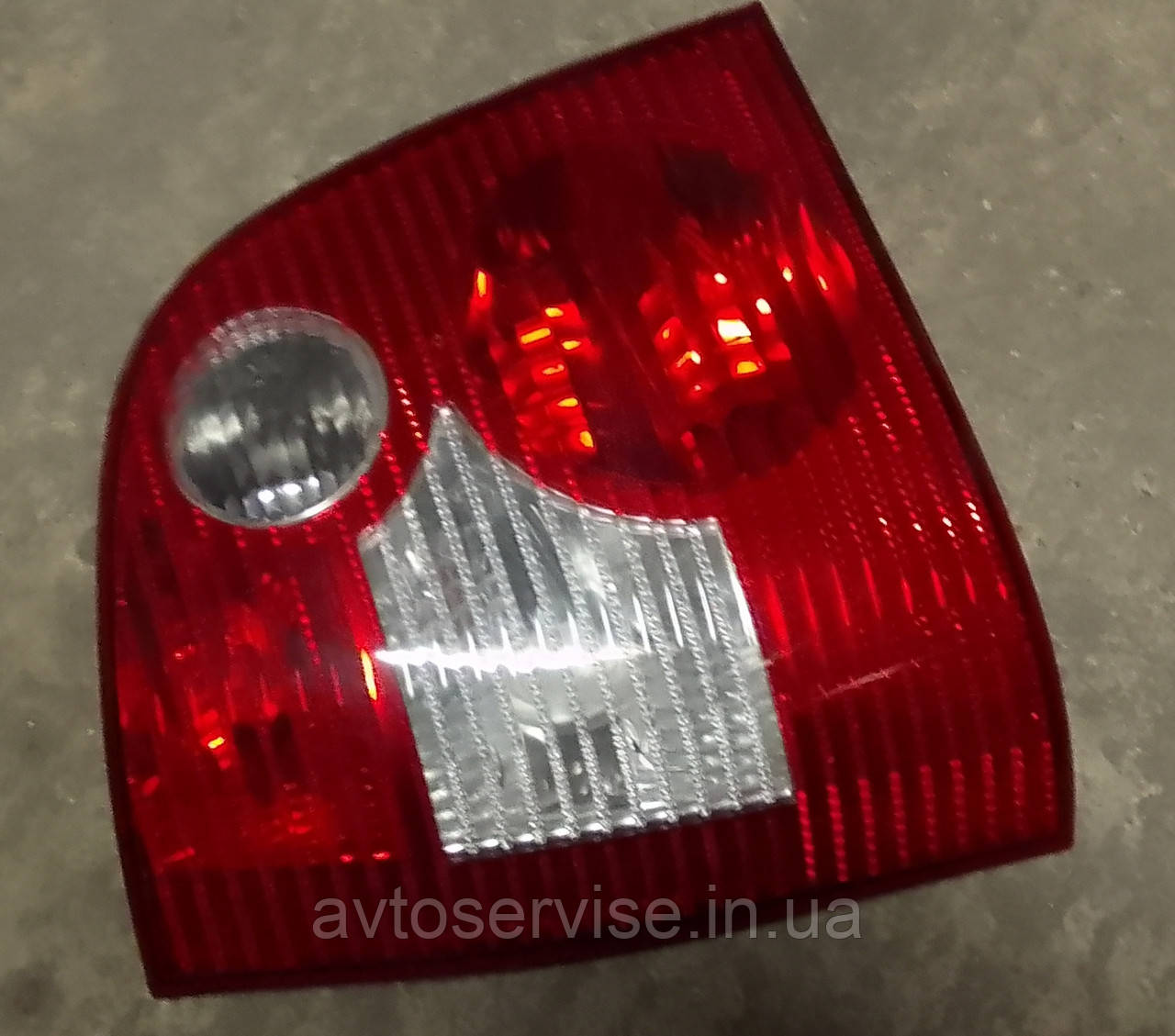 Задня фара універсала права Skoda Octavia A5, фото 1