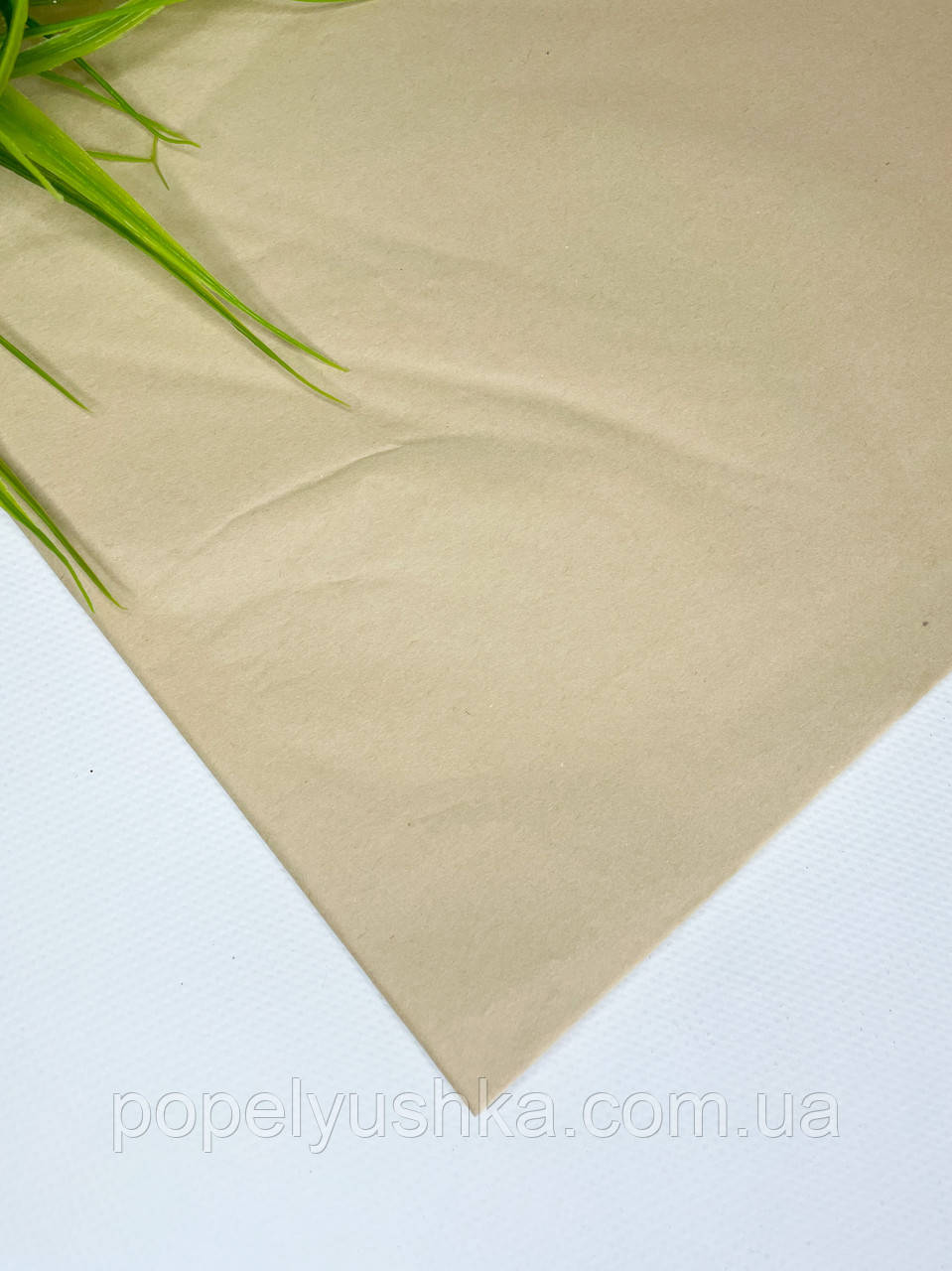 Папір тишью бежевий  50 * 70см