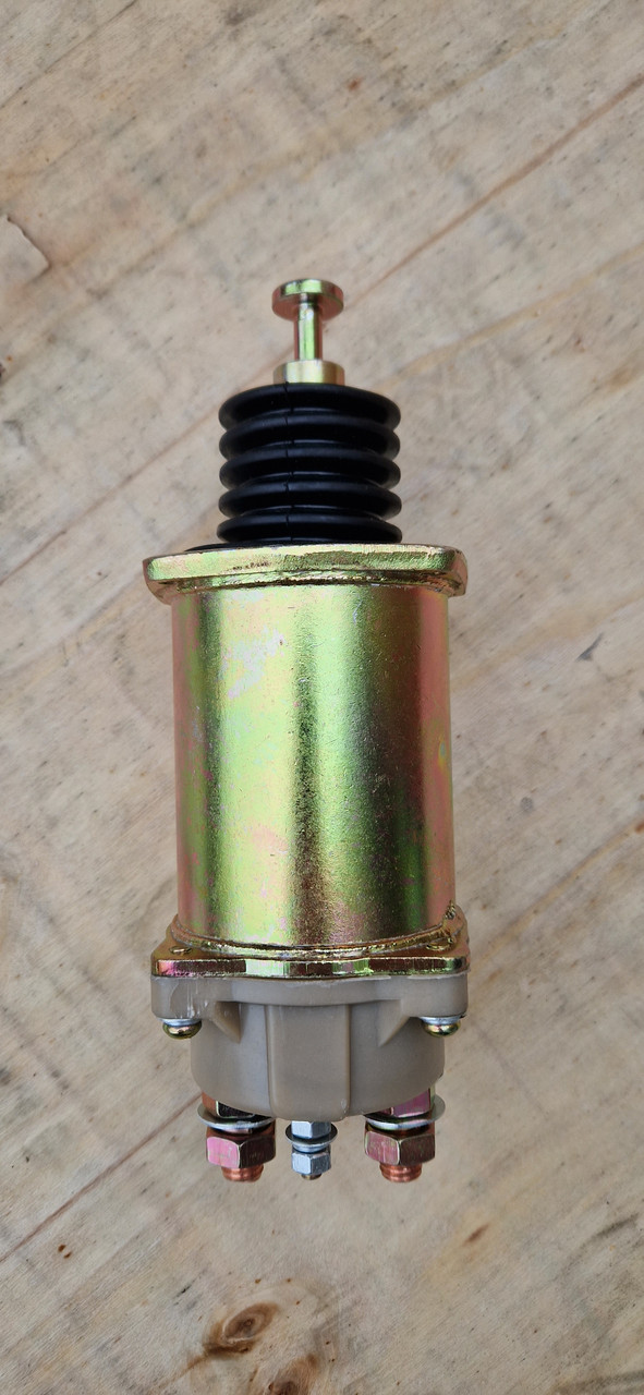 СТ142-3708821-00 Реле втягуючого стартера КАМАЗ (СТ142-3708821)