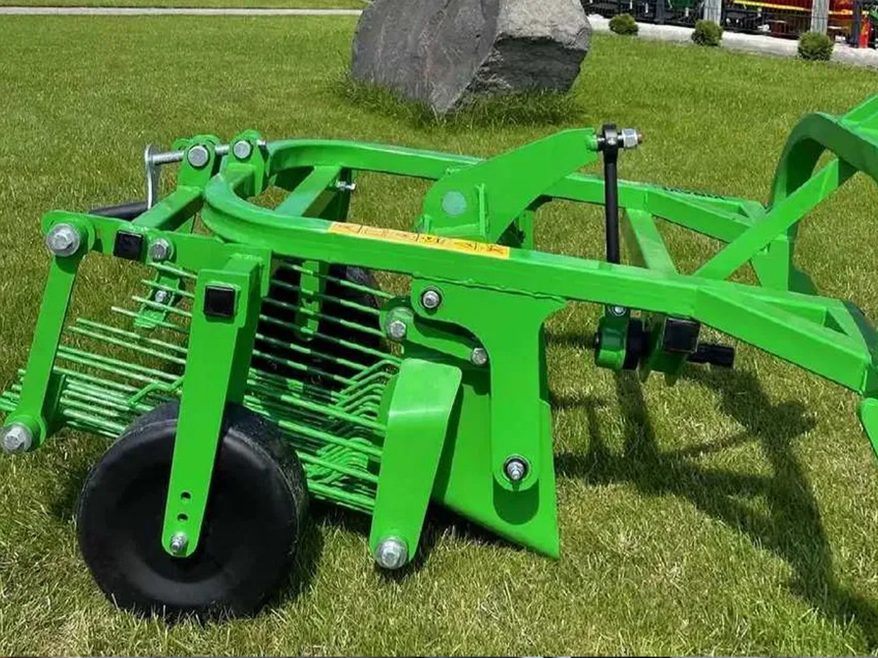 Картоплекопачка вібраційна однорядна Bomet Z655-1 на трактор