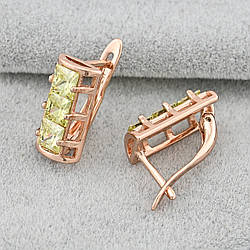 Сережки Xuping 21901 розмір 14х7 мм салатові фіаніти вага 2.4 г позолота РО