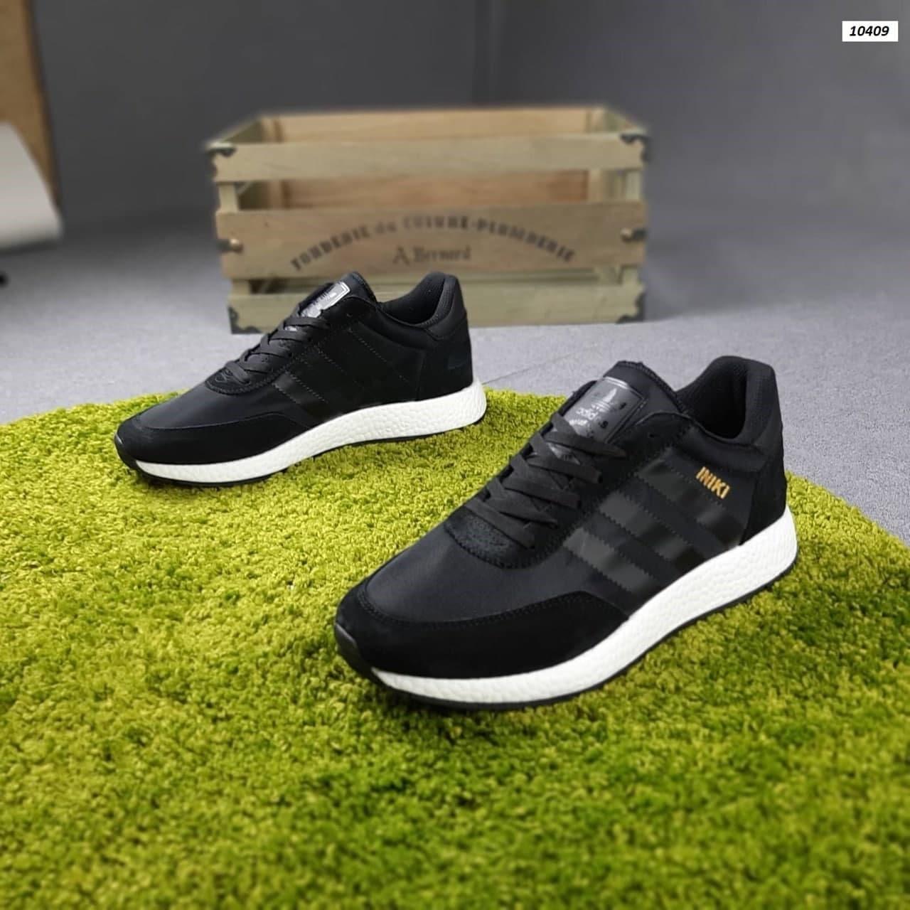 Чоловічі кросівки Adidas INIKI чорні на білій підошві