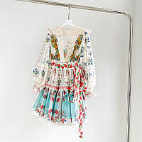 Платье Zimmermann украшено кружевной отделкой в винтажном стиле с цветочным узором и оборками на плечах