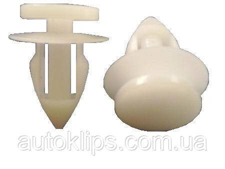 Кліпса кріплення обшивки Renault R9, 21, 25, Megane II / Dacia 7703077183