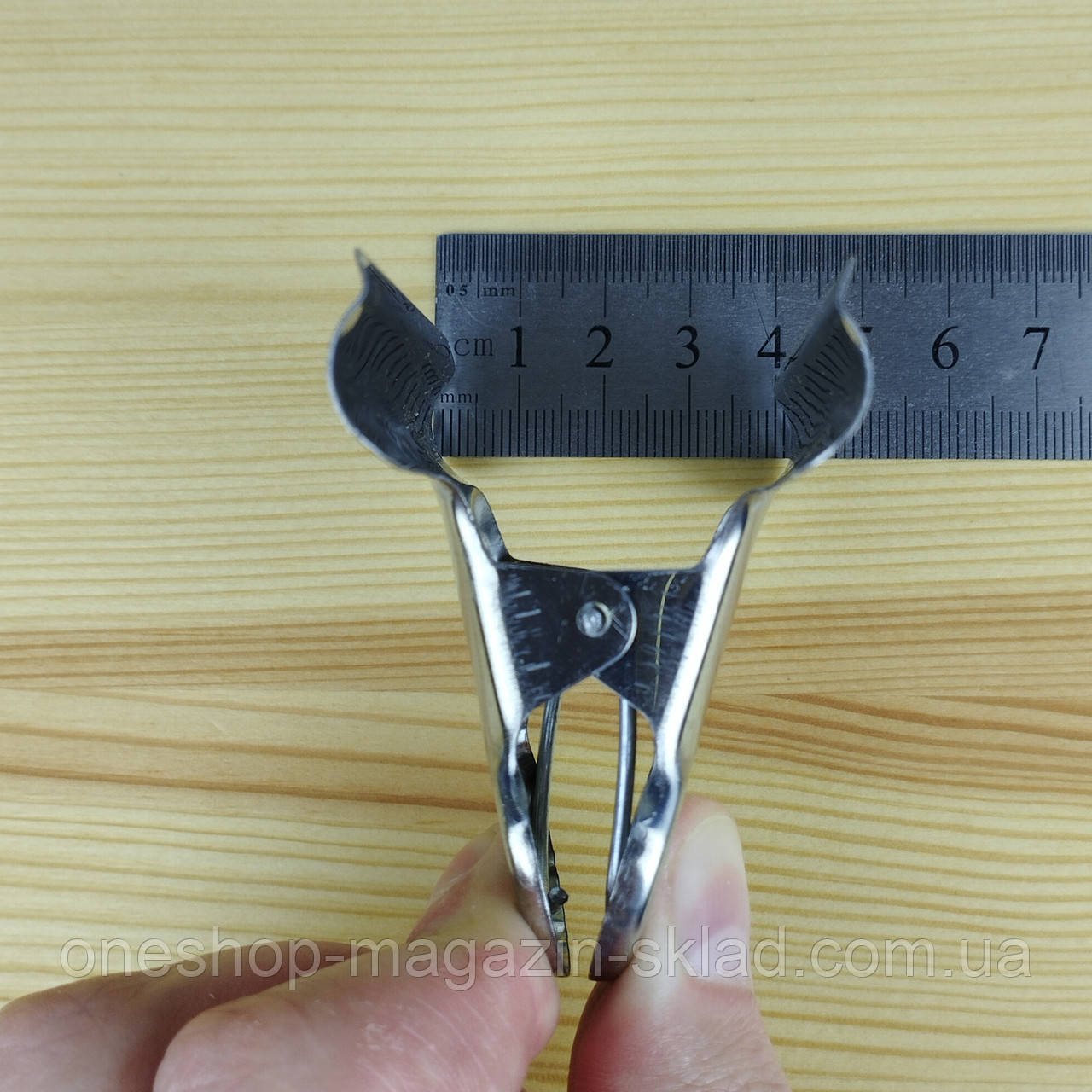 Студийная прищепка для крепления фото-фона 75мм, металлическая (обхват ...