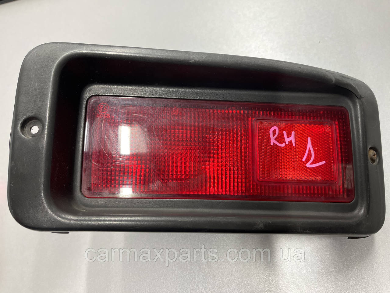 Ліхтар заднього бампера ПРАВИЙ Mitsubishi Pajero Sport 1 1997-2008, фото 1