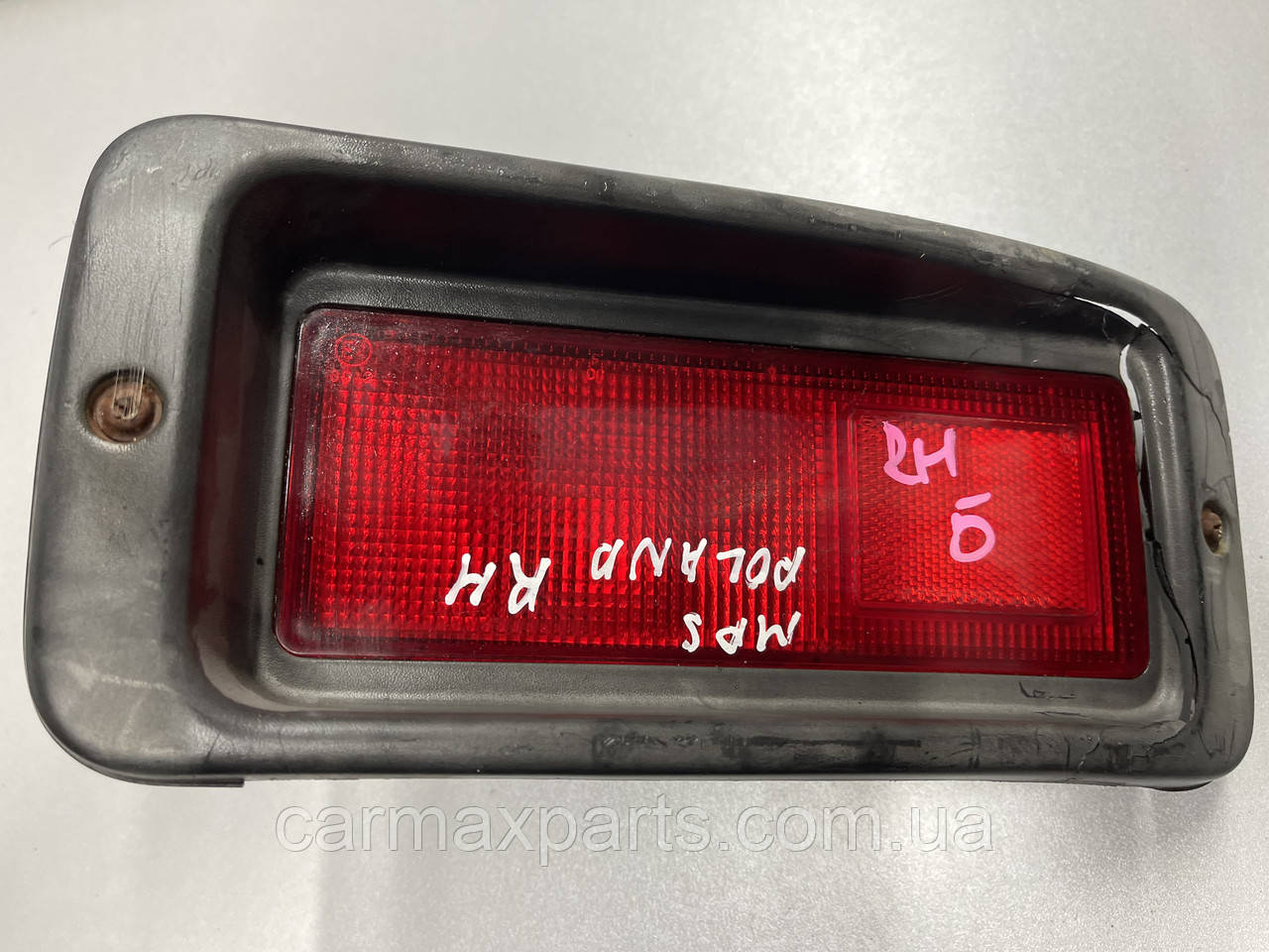 Ліхтар заднього бампера ПРАВИЙ Mitsubishi Pajero Sport 1 1997-2008 ДЕФЕКТ