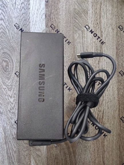 Адаптер живлення Samsung 135W 20Vx6.75A Type C (SLPS-601FCOT) Б/В