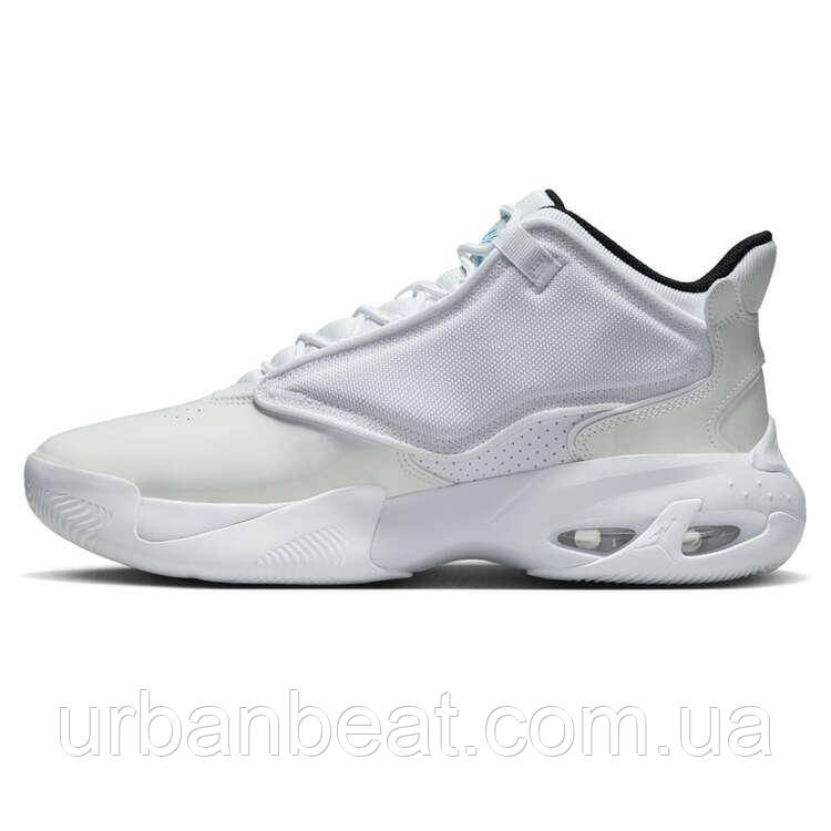 White jordan sales max aura